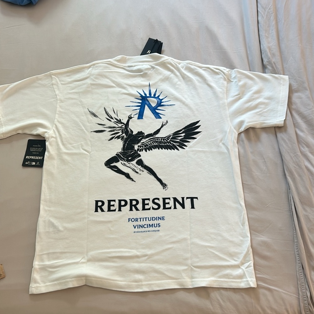 REPRESENT CLO BRAND NEW ICARUS T-SHIRT, S over sized fit